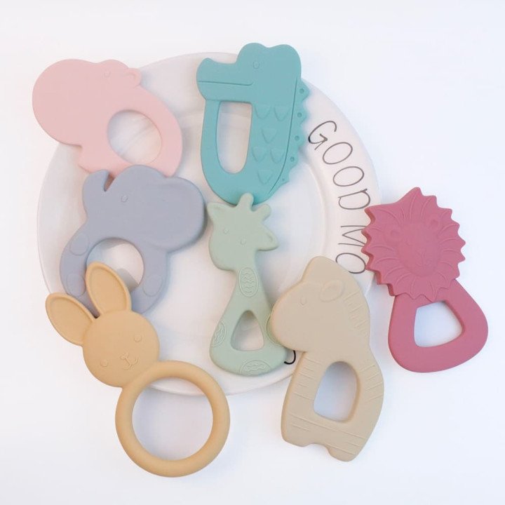 ANNEAU DE DENTITION GIRAPHE ROSE
