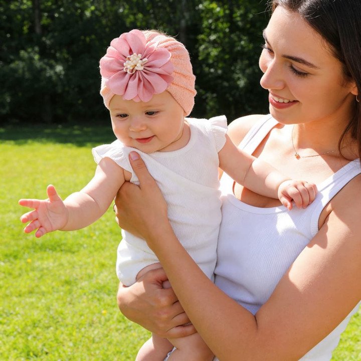 BONNET PLUS CHAUSSONS ROSE