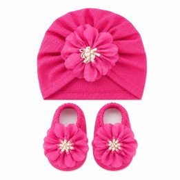 BONNET PLUS CHAUSSONS ROSE FONCE