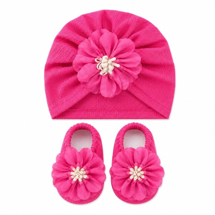 BONNET PLUS CHAUSSONS ROSE FONCE