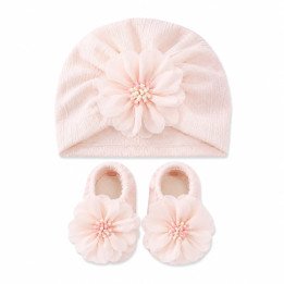BONNET PLUS CHAUSSONS ROSE CLAIR